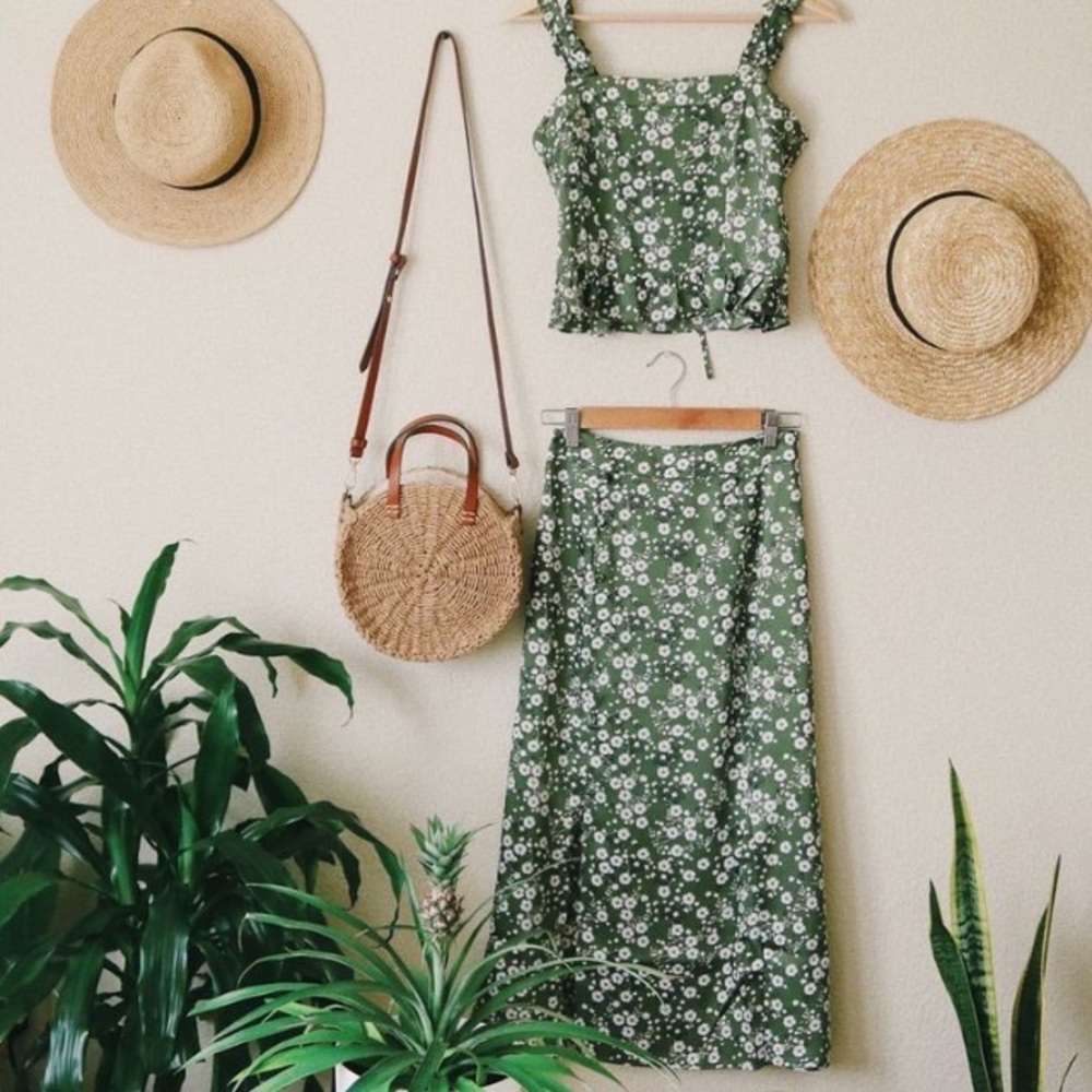 Petite Studio - Floral Skirt Set